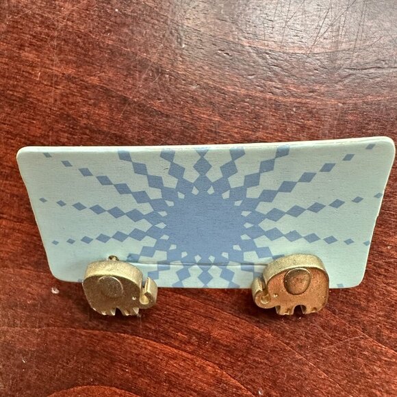NWT Tiny Elephant Gold Tone Stud Earrings - Picture 3 of 5